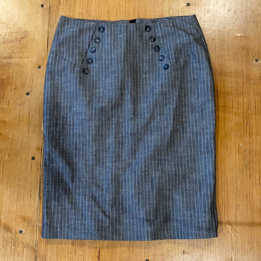 Juniors skirt iz buyer California